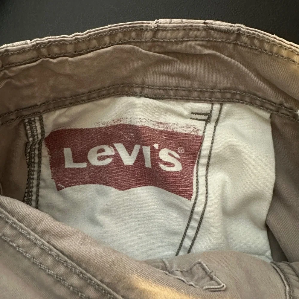 Levis Y2K Cargo Shorts Men 36 Tan Khaki 10